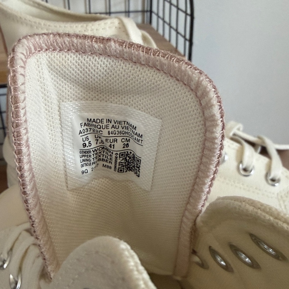 Converse Women's Platform Sneakers - Cream - Picture 10 of 10